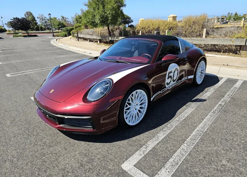 
           
        2021 Porsche 911 Targa 4S