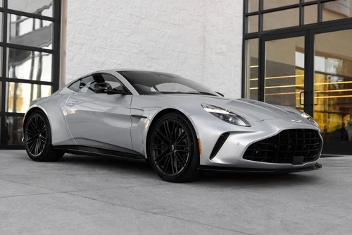 
           New 
        2026 Aston Martin Vantage Base