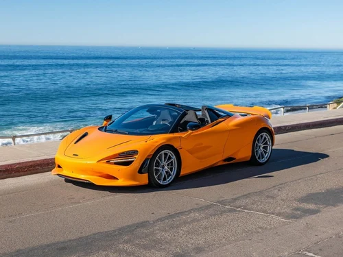 
           New 
        2026 McLaren 750S