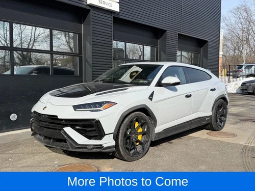 
           
        2024 Lamborghini Urus Performante