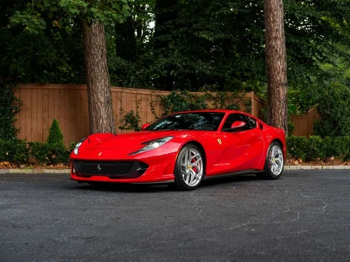 
           
        2019 Ferrari 812