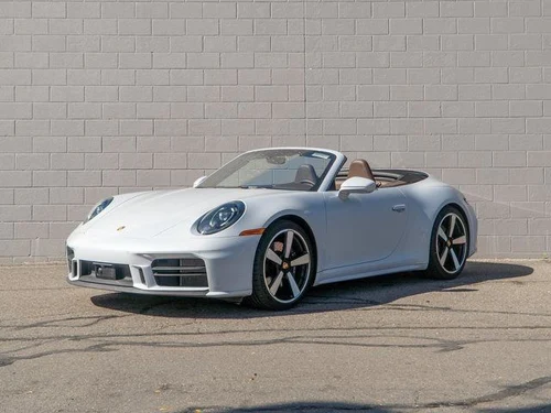 
           New 
        2025 Porsche 911 Carrera