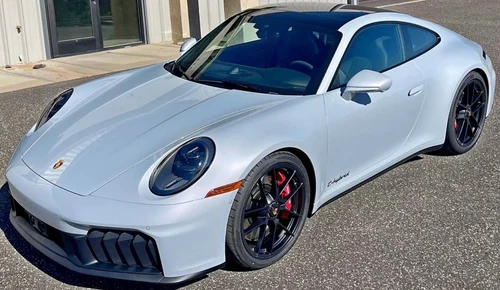 
           
        2026 Porsche 911 Carrera GTS