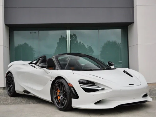 
           New 
        2026 McLaren 750S