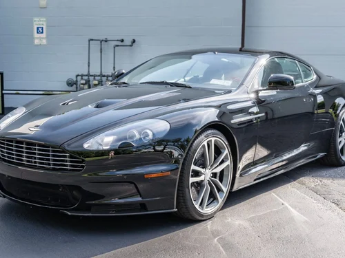 
           
        2011 Aston Martin DBS