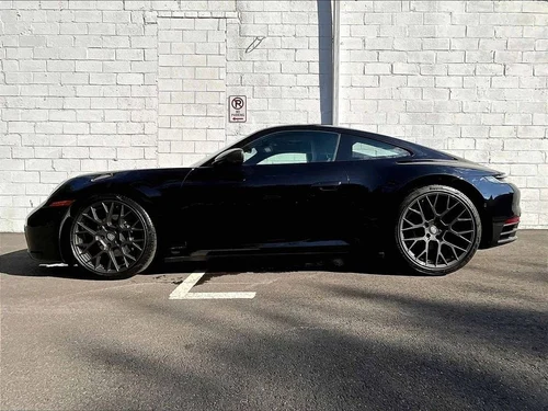 
           
        2023 Porsche 911 Carrera T