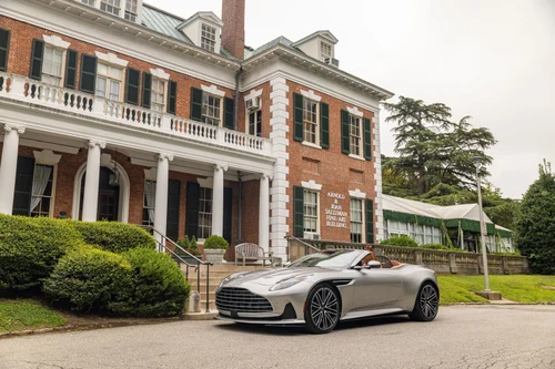 
           
        2024 Aston Martin DB12 VOLANTE