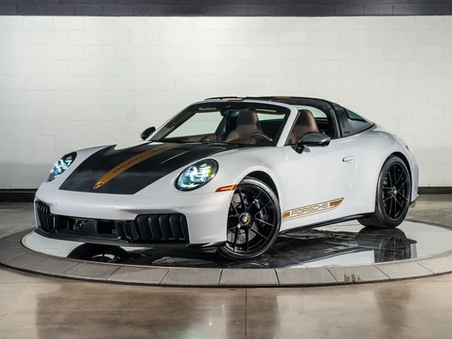 
           
        2026 Porsche 911 Targa 4 GTS