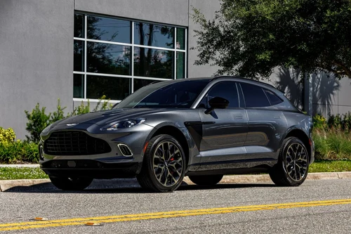 
           
        2021 Aston Martin DBX