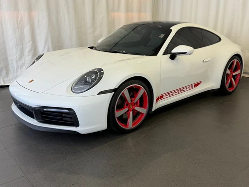 
           
        2024 Porsche 911