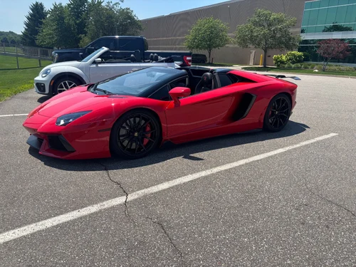 
           
        2015 Lamborghini Aventador