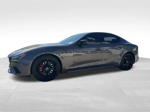 
           
        2023 Maserati Ghibli Modena Q4