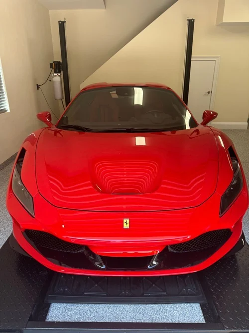 
           
        2021 Ferrari F8 Spider Base