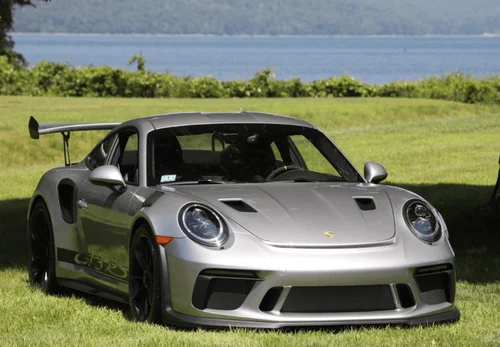 
           
        2019 Porsche 911 GT3 RS