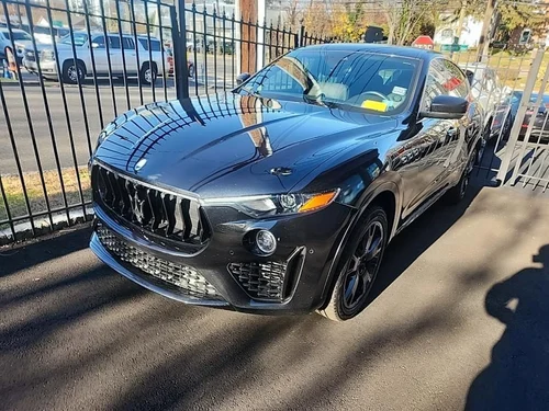 2022 Maserati Levante Modena