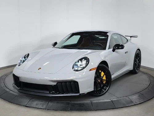 
           New 
        2026 Porsche 911 Carrera 4 GTS