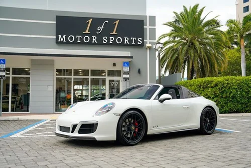 
           
        2018 Porsche 911 Carrera 4 GTS