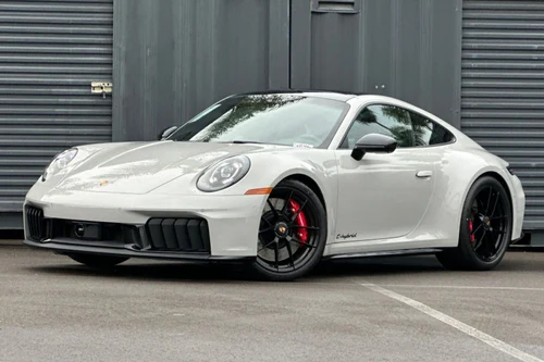 
           New 
        2026 Porsche 911 Carrera GTS