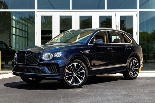 
           New 
        2025 Bentley Bentayga V8
