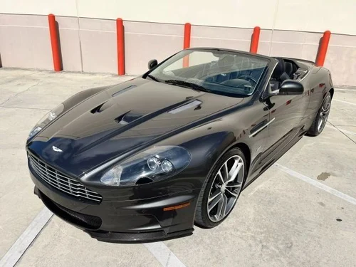 
           
        2011 Aston Martin DBS Volante