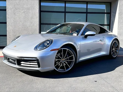 
           
        2024 Porsche 911 Carrera