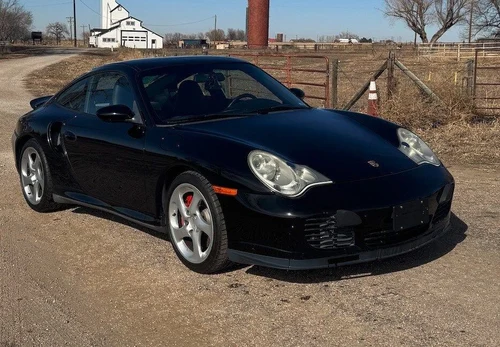 
           
        2001 Porsche 911 Turbo