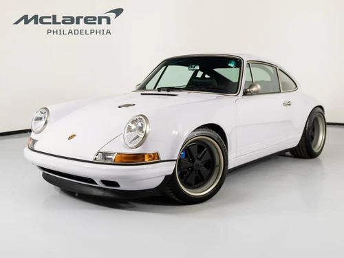 
           
        1991 Porsche 911 Reimagined by Singer