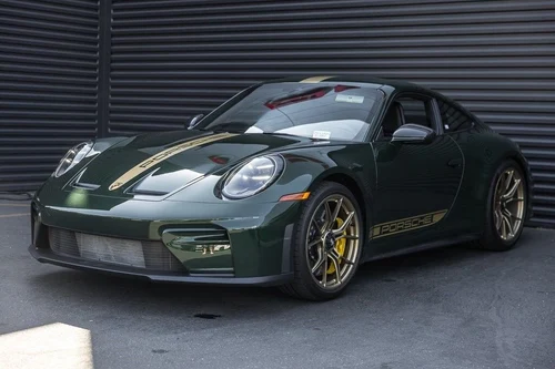
           
        2025 Porsche 911 GT3