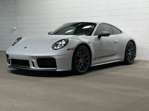 
           
        2025 Porsche 911 Carrera T