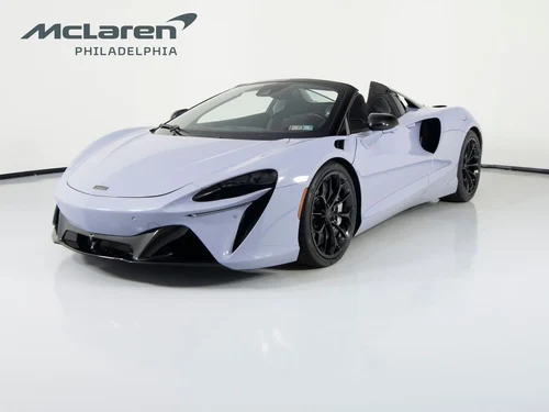 
           
        2025 McLaren Artura Spider Base