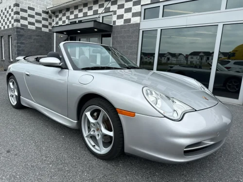 
           
        2003 Porsche 911 Carrera