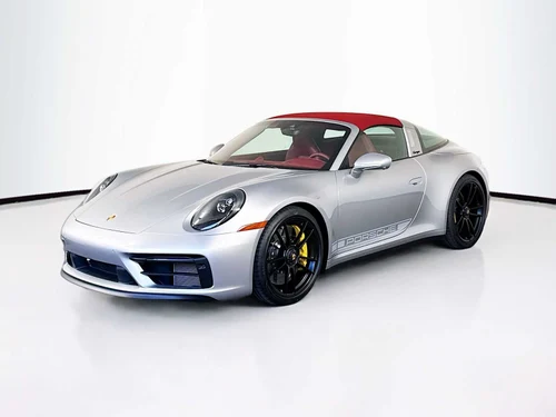 
           New 
        2024 Porsche 911 4 GTS
