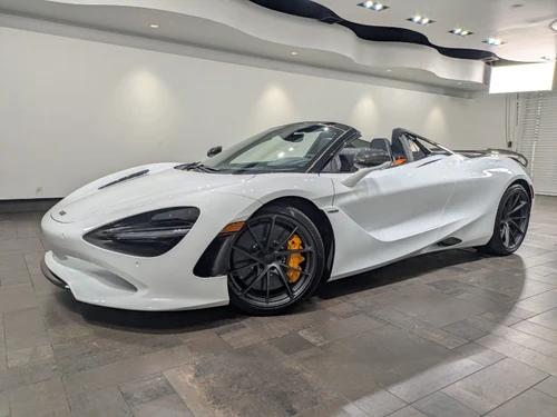 
           New 
        2026 McLaren 750S Spider
