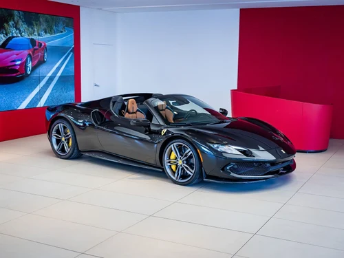 
           
        2025 Ferrari 296 GTS Base