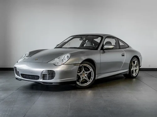 
           
        2004 Porsche 911 Carrera