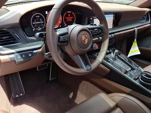 
           
        2026 Porsche 911 Carrera GTS
