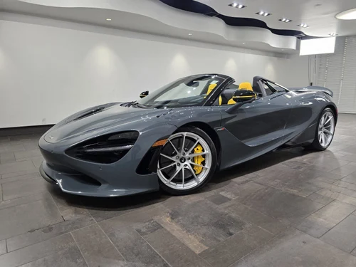 
           New 
        2026 McLaren 750S Spider