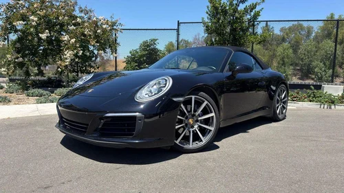
           
        2018 Porsche 911 Carrera