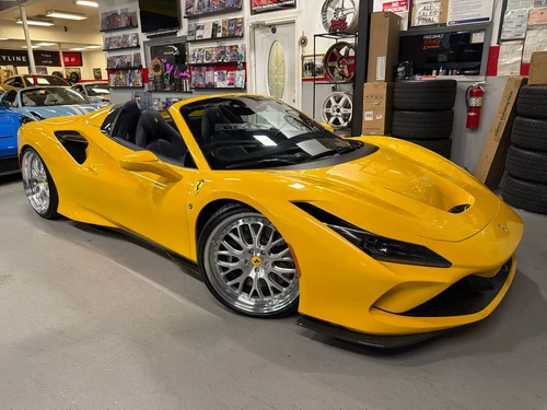 
           
        2021 Ferrari F8