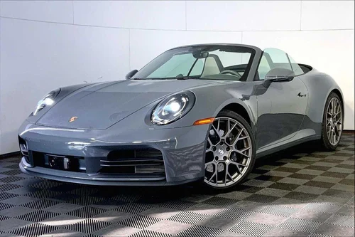 
           
        2025 Porsche 911 Carrera