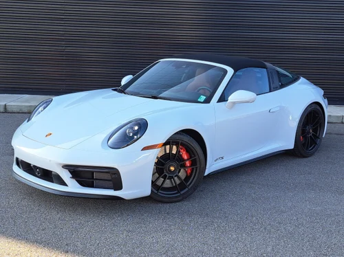 
           
        2023 Porsche 911 4 GTS