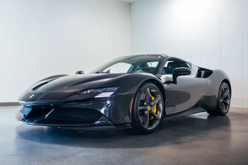 
           
        2024 Ferrari SF90 Spider Convertible