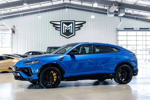 
           
        2023 Lamborghini Urus