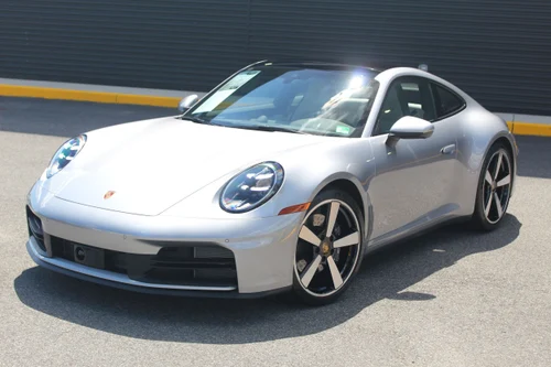 2025 Porsche 911 Carrera