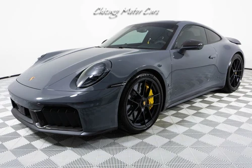 
           
        2025 Porsche 911 Carrera 4 GTS