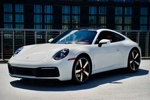 
           
        2020 Porsche 911
