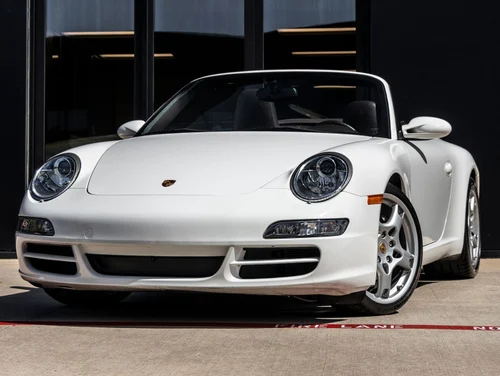 
           
        2006 Porsche 911 Carrera