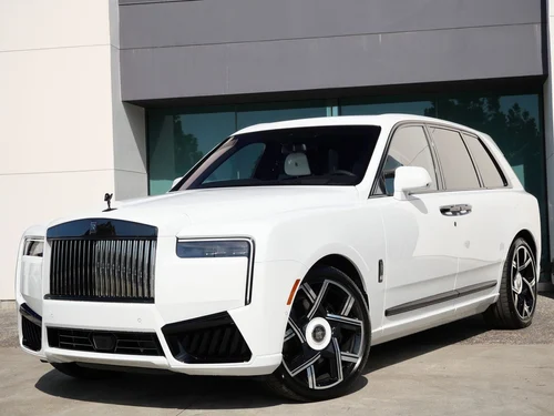 
           New 
        2027 Rolls-Royce Black Badge Cullinan