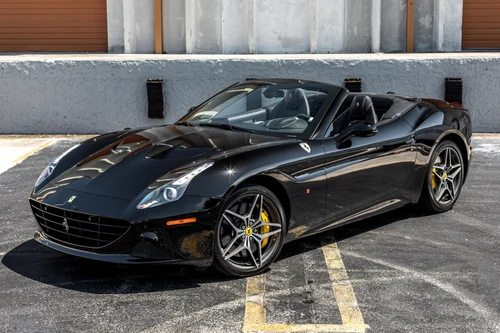 
           
        2017 Ferrari California T