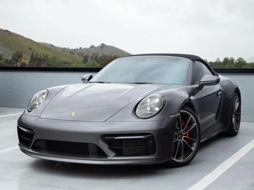 2020 Porsche 911 Carrera 4S Cabriolet